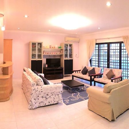 Golden Swan Sibu Homestay Zewnętrze zdjęcie